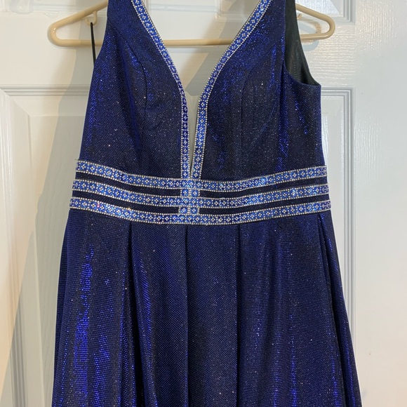 PROM 🔥SALE🔥Norma Reed Gown in blue size XS - Picture 11 of 16